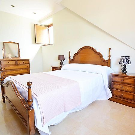 Galihost - Casa Con Precioso Jardin En Vilanova De Arousa ภายนอก รูปภาพ