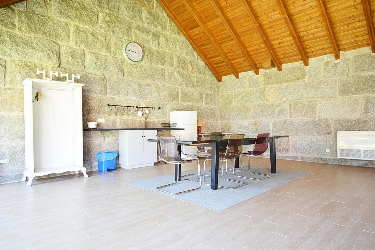 Galihost - Casa Con Precioso Jardin En Vilanova De Arousa ภายนอก รูปภาพ