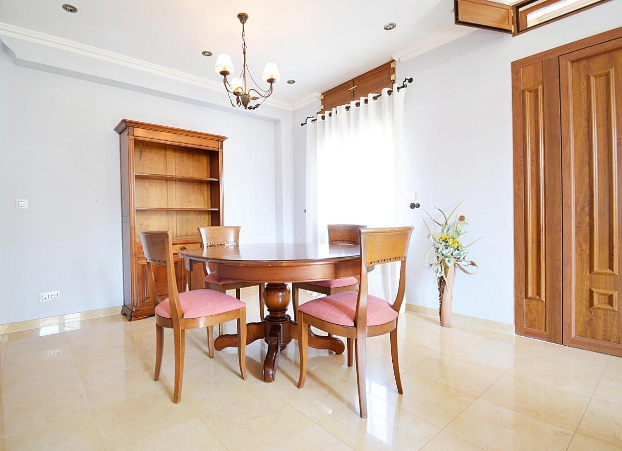 Galihost - Casa Con Precioso Jardin En Vilanova De Arousa ภายนอก รูปภาพ