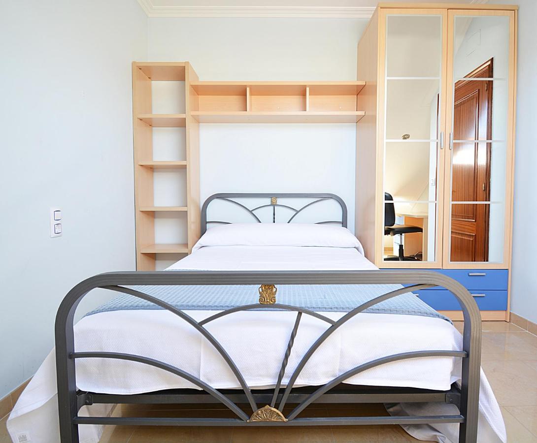 Galihost - Casa Con Precioso Jardin En Vilanova De Arousa ภายนอก รูปภาพ