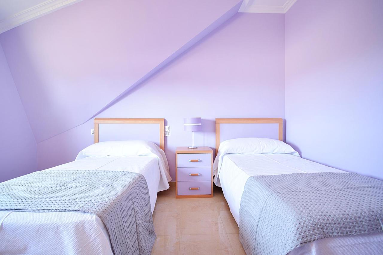 Galihost - Casa Con Precioso Jardin En Vilanova De Arousa ภายนอก รูปภาพ