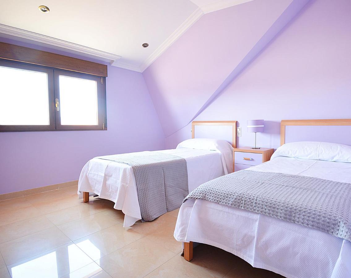 Galihost - Casa Con Precioso Jardin En Vilanova De Arousa ภายนอก รูปภาพ